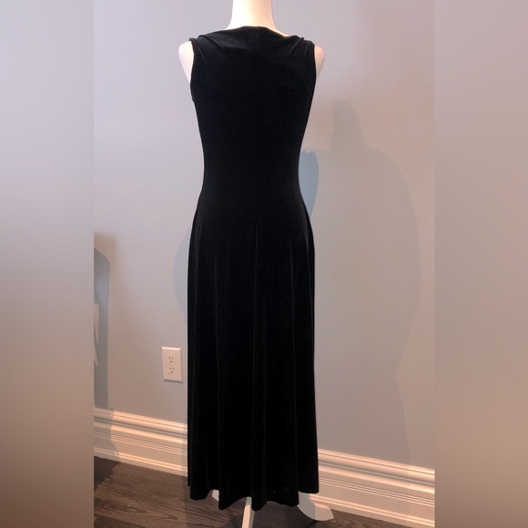 Diane Kroe Black Velvet Dress - Picture 3 of 6